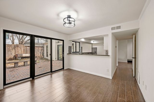 5009 Milam Street, Dallas, TX 75206