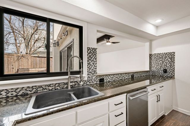 5009 Milam Street, Dallas, TX 75206