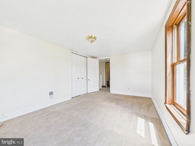 459 E BURKE ST, Martinsburg, WV 25404