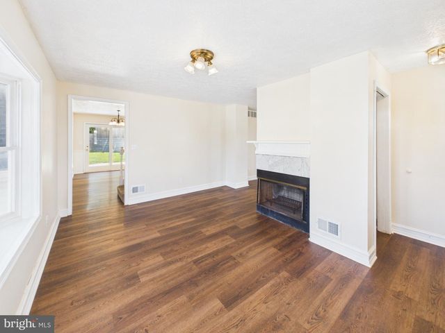 459 E BURKE ST, Martinsburg, WV 25404