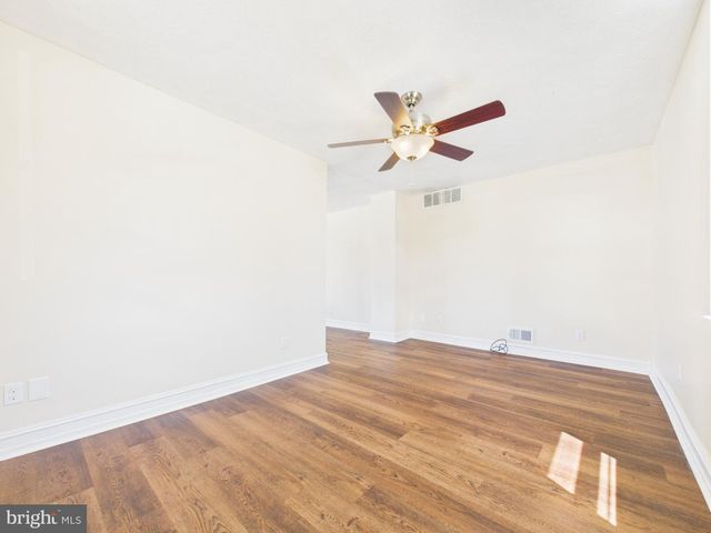 459 E BURKE ST, Martinsburg, WV 25404