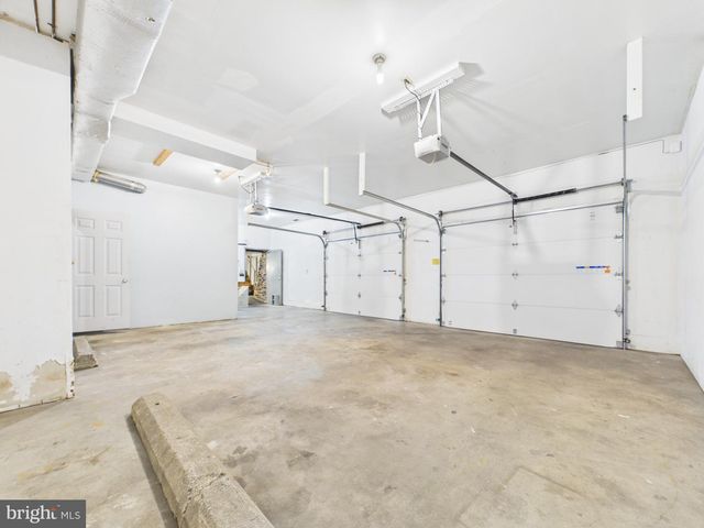 459 E BURKE ST, Martinsburg, WV 25404