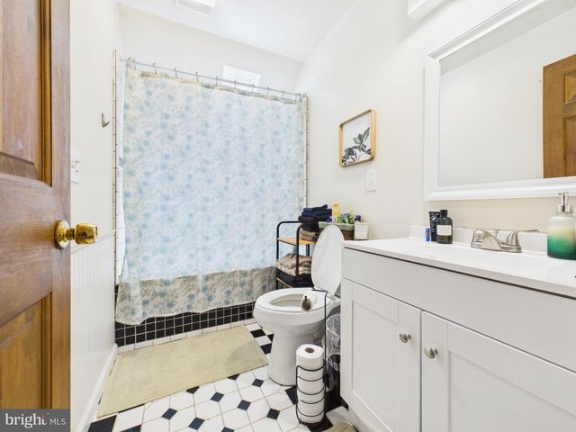 459 E BURKE ST, Martinsburg, WV 25404