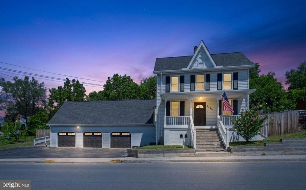 459 E BURKE ST, Martinsburg, WV 25404