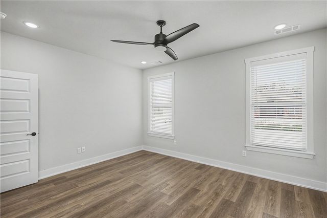 2103 N Chanae Street, Siloam Springs, AR 72761