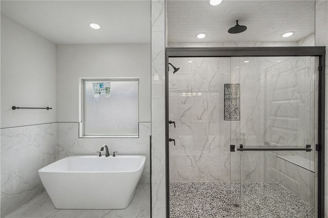 2103 N Chanae Street, Siloam Springs, AR 72761