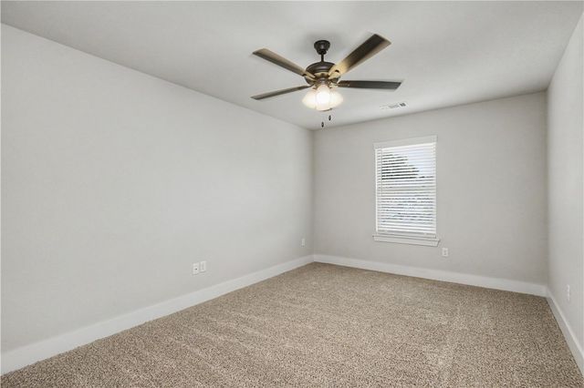 2103 N Chanae Street, Siloam Springs, AR 72761