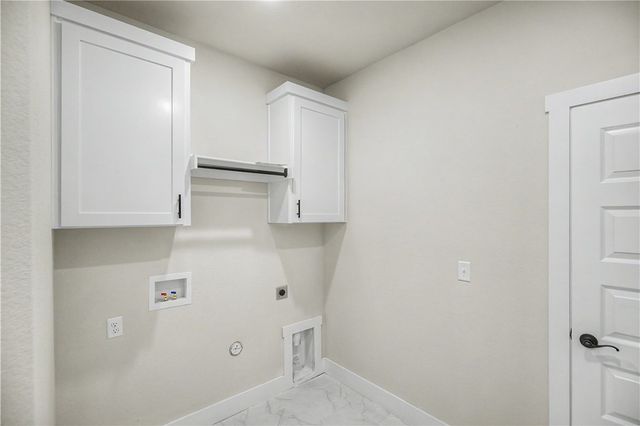 2103 N Chanae Street, Siloam Springs, AR 72761