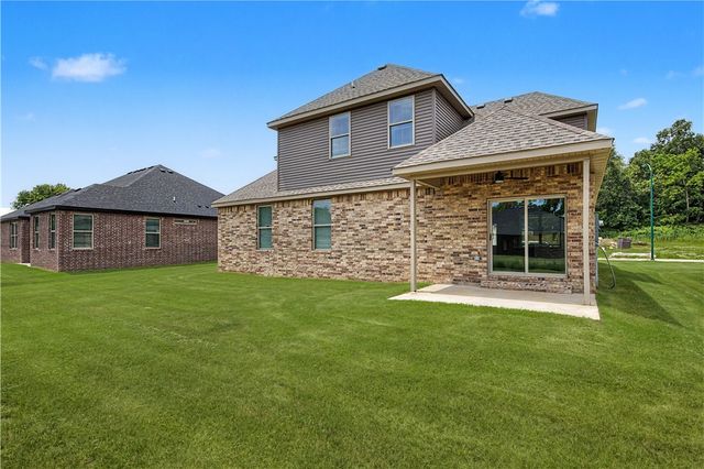 2103 N Chanae Street, Siloam Springs, AR 72761