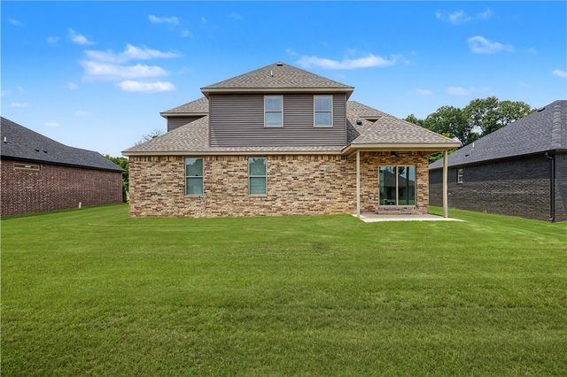 2103 N Chanae Street, Siloam Springs, AR 72761