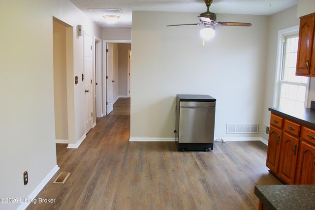 2150 Armstrong Ln, Mt Washington, KY 40047