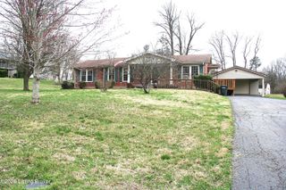 2150 Armstrong Ln, Mt Washington, KY 40047