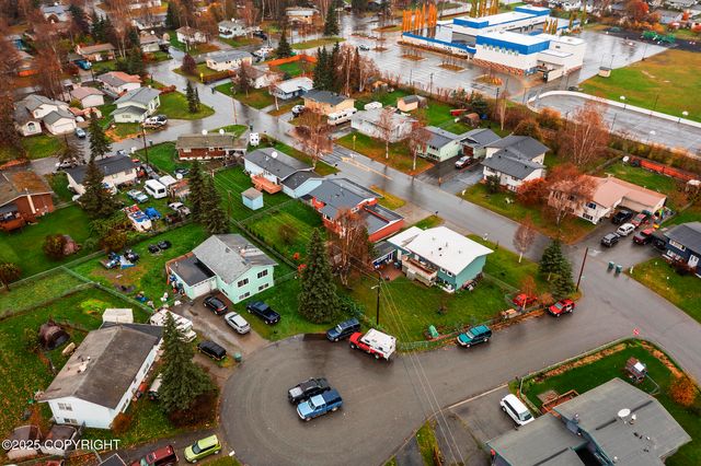 7220 E 20th Avenue, Anchorage, AK 99504