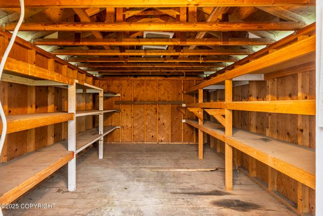 7220 E 20th Avenue, Anchorage, AK 99504