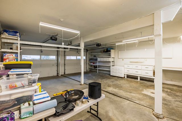 7220 E 20th Avenue, Anchorage, AK 99504