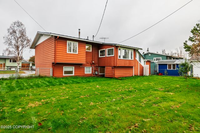 7220 E 20th Avenue, Anchorage, AK 99504