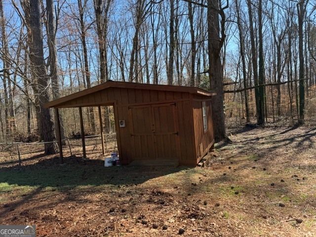 145 S Meadowcliff Circle, Carrollton, GA 30116