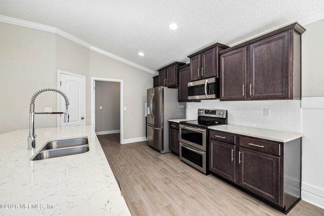 3206 SOUTHERN OAKS Drive, Green Cove Springs, FL 32043