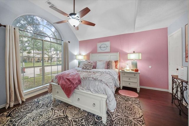 1414 Cypress Cove Street, La Porte, TX 77571