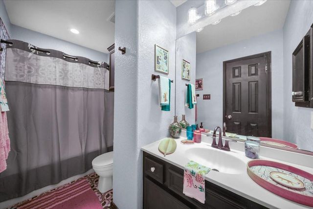1414 Cypress Cove Street, La Porte, TX 77571