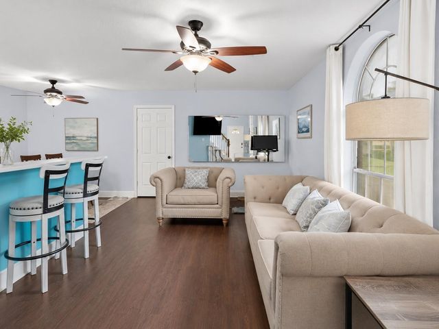 1414 Cypress Cove Street, La Porte, TX 77571
