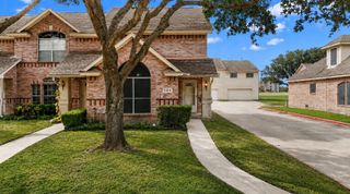 1414 Cypress Cove Street, La Porte, TX 77571
