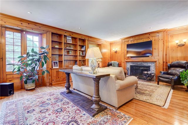 334 Clover Hills Drive, Brighton, NY 14618