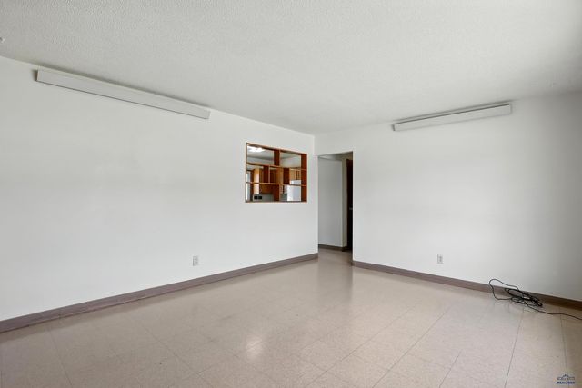 3209 LYNNWOOD AVE, Rapid City, SD 57701