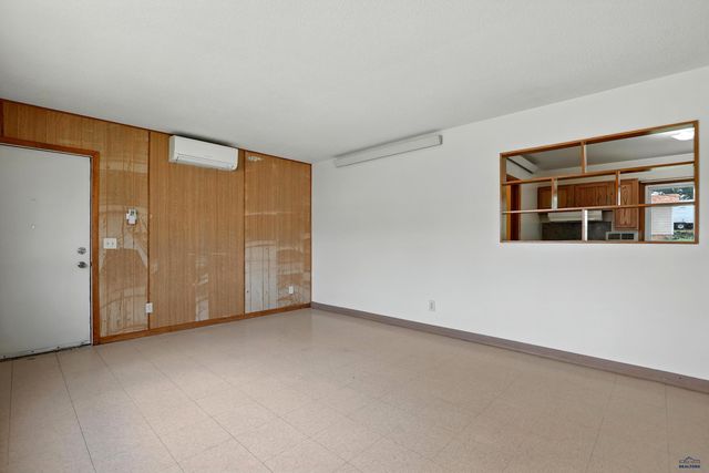 3209 LYNNWOOD AVE, Rapid City, SD 57701
