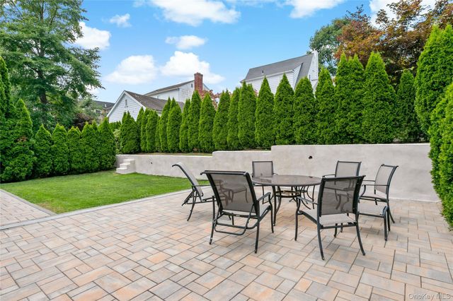 63 White Road, Scarsdale, NY 10583