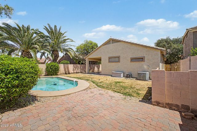 910 S NIELSON Street, Gilbert, AZ 85296