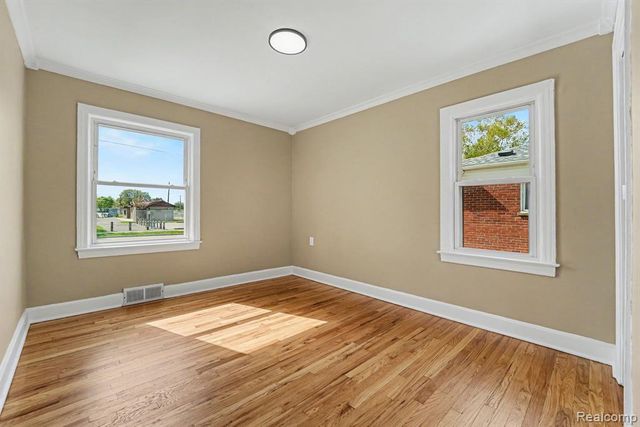 27370 Barkman Street, Roseville, MI 48066