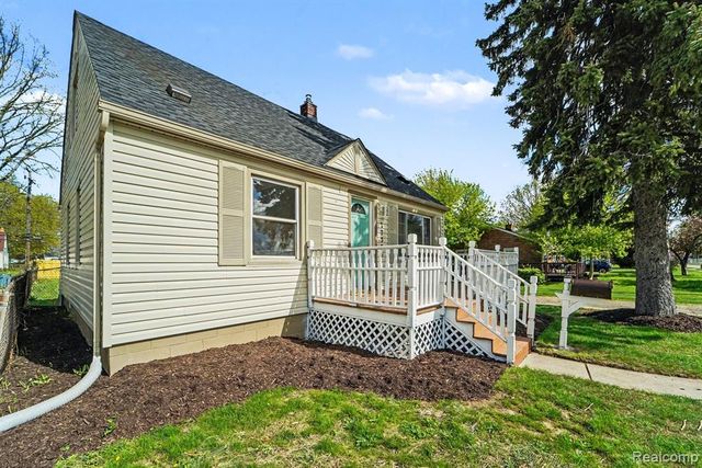 27370 Barkman Street, Roseville, MI 48066