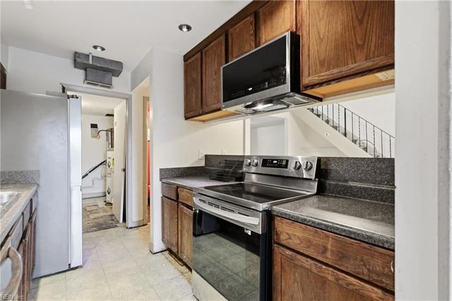 5383 Palmyra CT, Virginia Beach, VA 23462