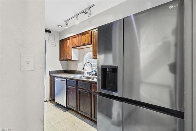 5383 Palmyra CT, Virginia Beach, VA 23462