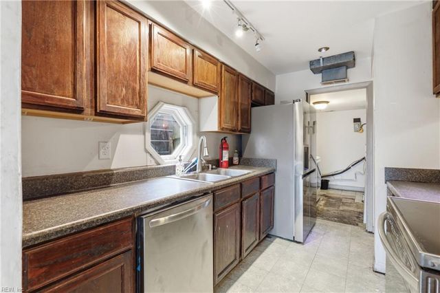 5383 Palmyra CT, Virginia Beach, VA 23462