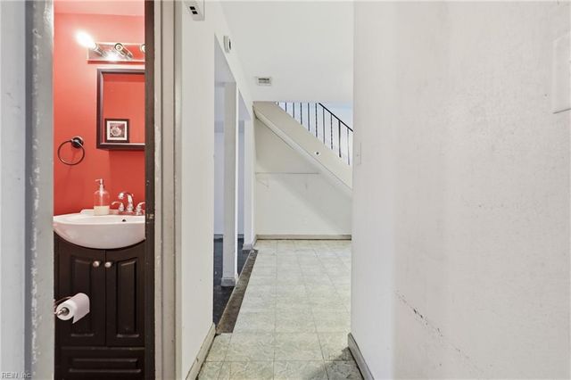 5383 Palmyra CT, Virginia Beach, VA 23462