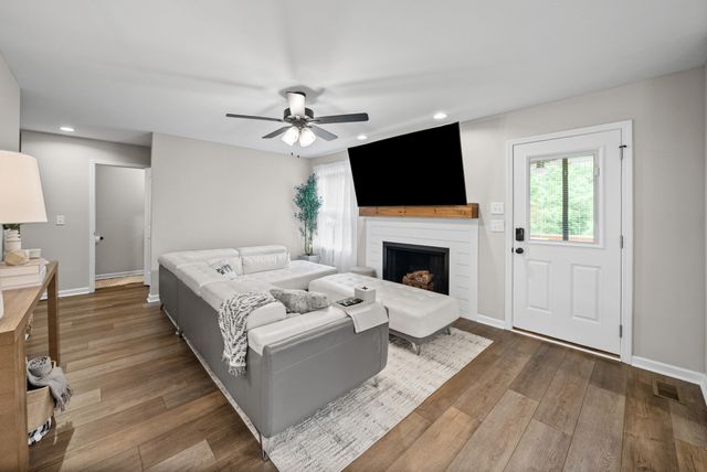 46 Bunker Hill Rd, Clarksville, TN 37042