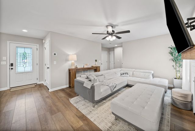 46 Bunker Hill Rd, Clarksville, TN 37042