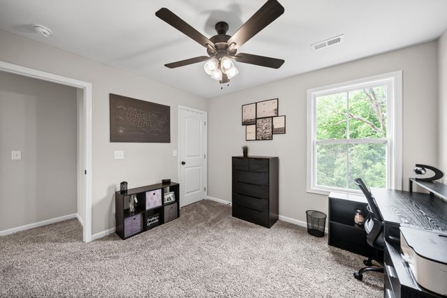 46 Bunker Hill Rd, Clarksville, TN 37042