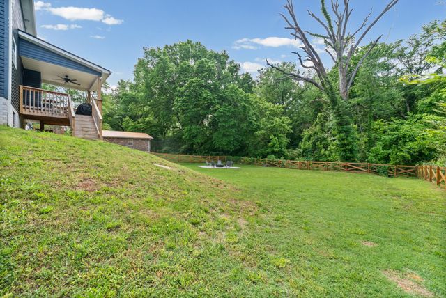 46 Bunker Hill Rd, Clarksville, TN 37042