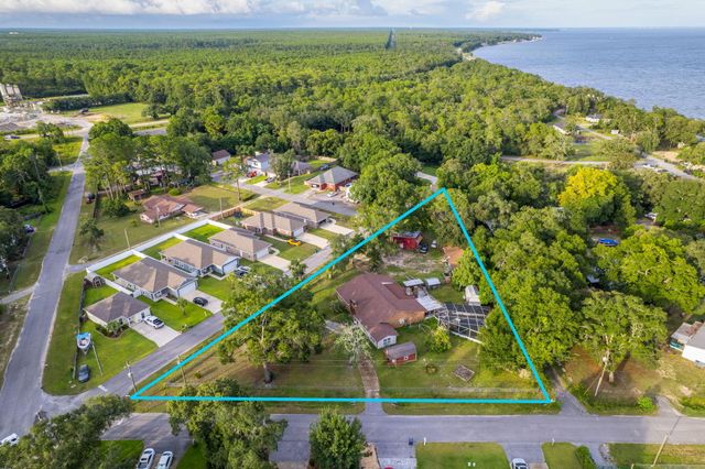 13 Magnolia Street, Niceville, FL 32578