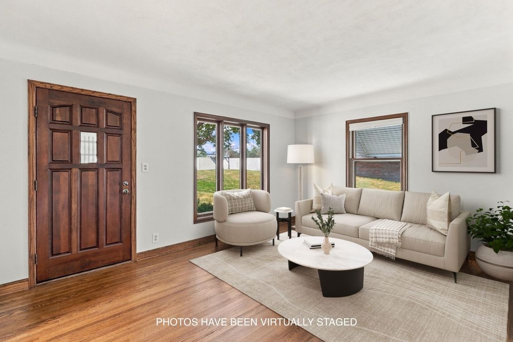590 Valley Lane, Mendota Heights, MN 55118 — photo 5