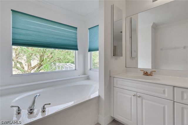 8711 KILKENNY CT, Fort Myers, FL 33912