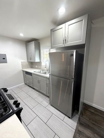 1040 N Sierra Bonita Avenue 1, West Hollywood, CA 90046