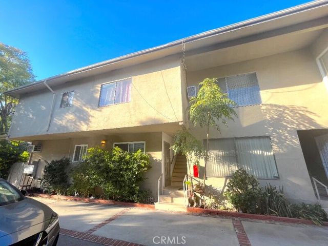 1040 N Sierra Bonita Avenue 1, West Hollywood, CA 90046