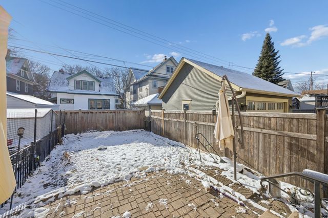 1676 Hague Avenue, Saint Paul, MN 55104