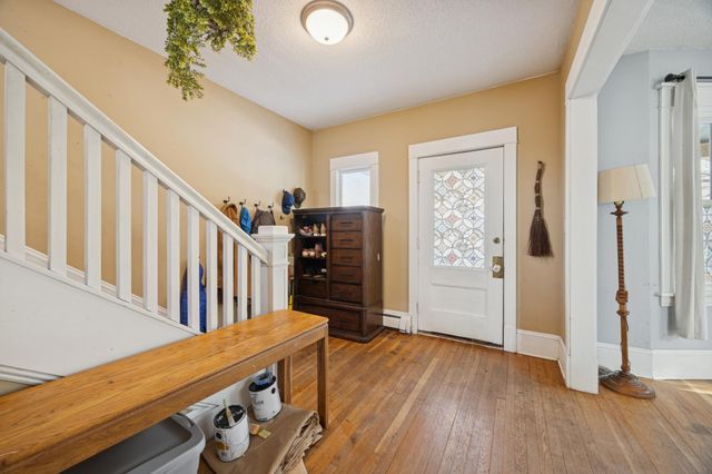 1676 Hague Avenue, Saint Paul, MN 55104