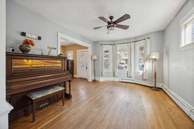 1676 Hague Avenue, Saint Paul, MN 55104