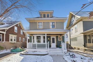 1676 Hague Avenue, Saint Paul, MN 55104